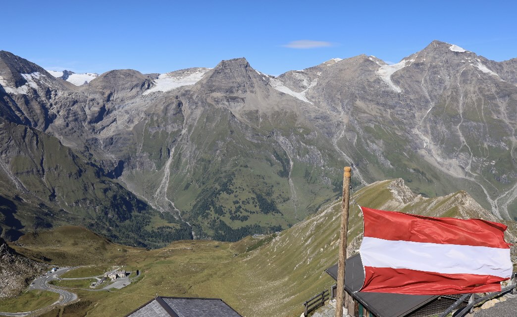 Foto 7 Großglockner Edelweißspitze Aussicht.JPG